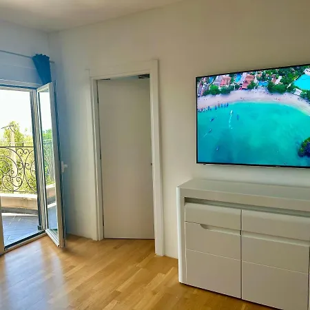 Luxe Blue Lagoon Апартаменты